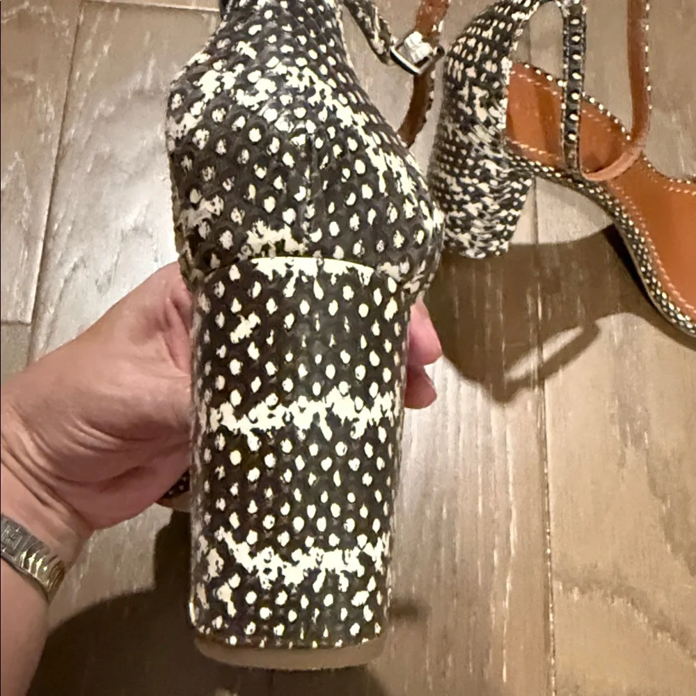 Coach Monochrome Patterned Heels with Ankle Strap - Picture 4 of 6